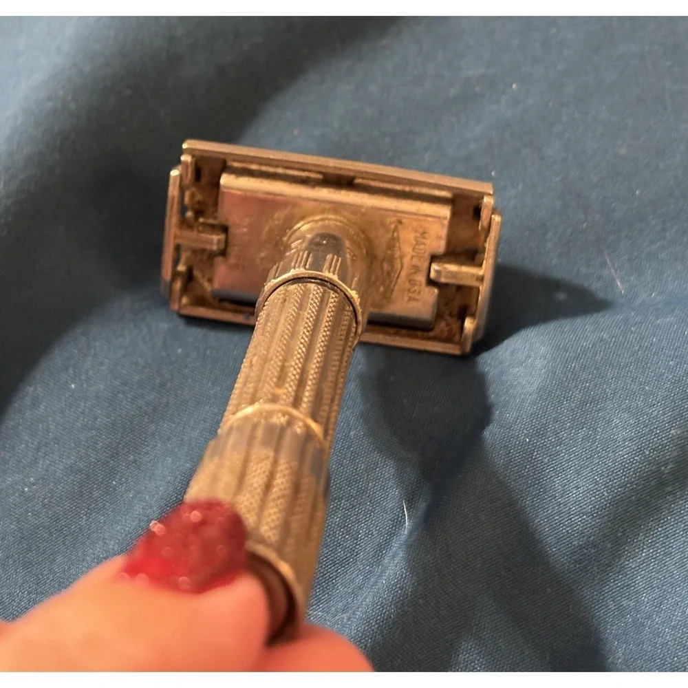 Vintage Gillette Fatboy Adjustable Safety Razor Metal Made In USA Double Edge